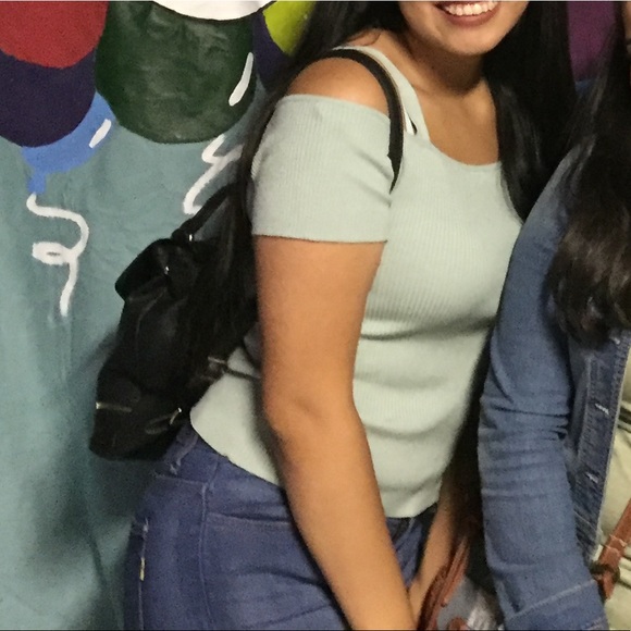 Forever 21 Off the Shoulder Seafoam Green Top - Picture 5 of 6